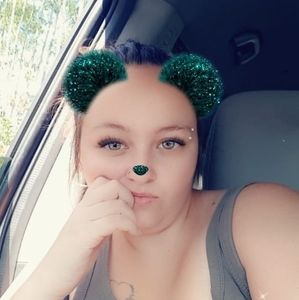 Meet your Posher, Geneviève